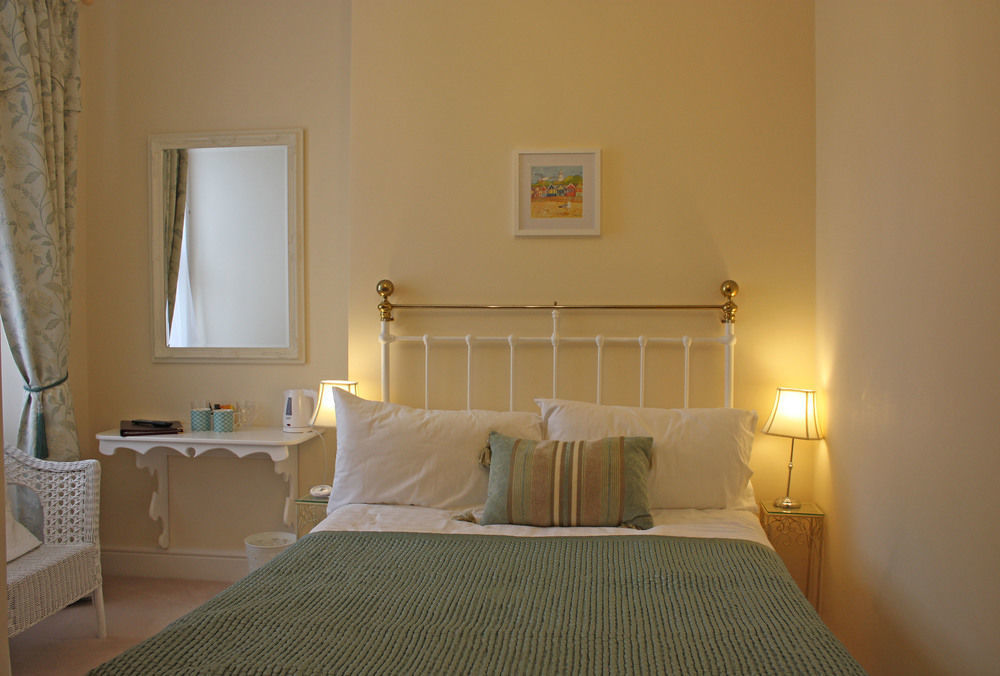 Harringtons At 14 Hotel Llandudno Ngoại thất bức ảnh