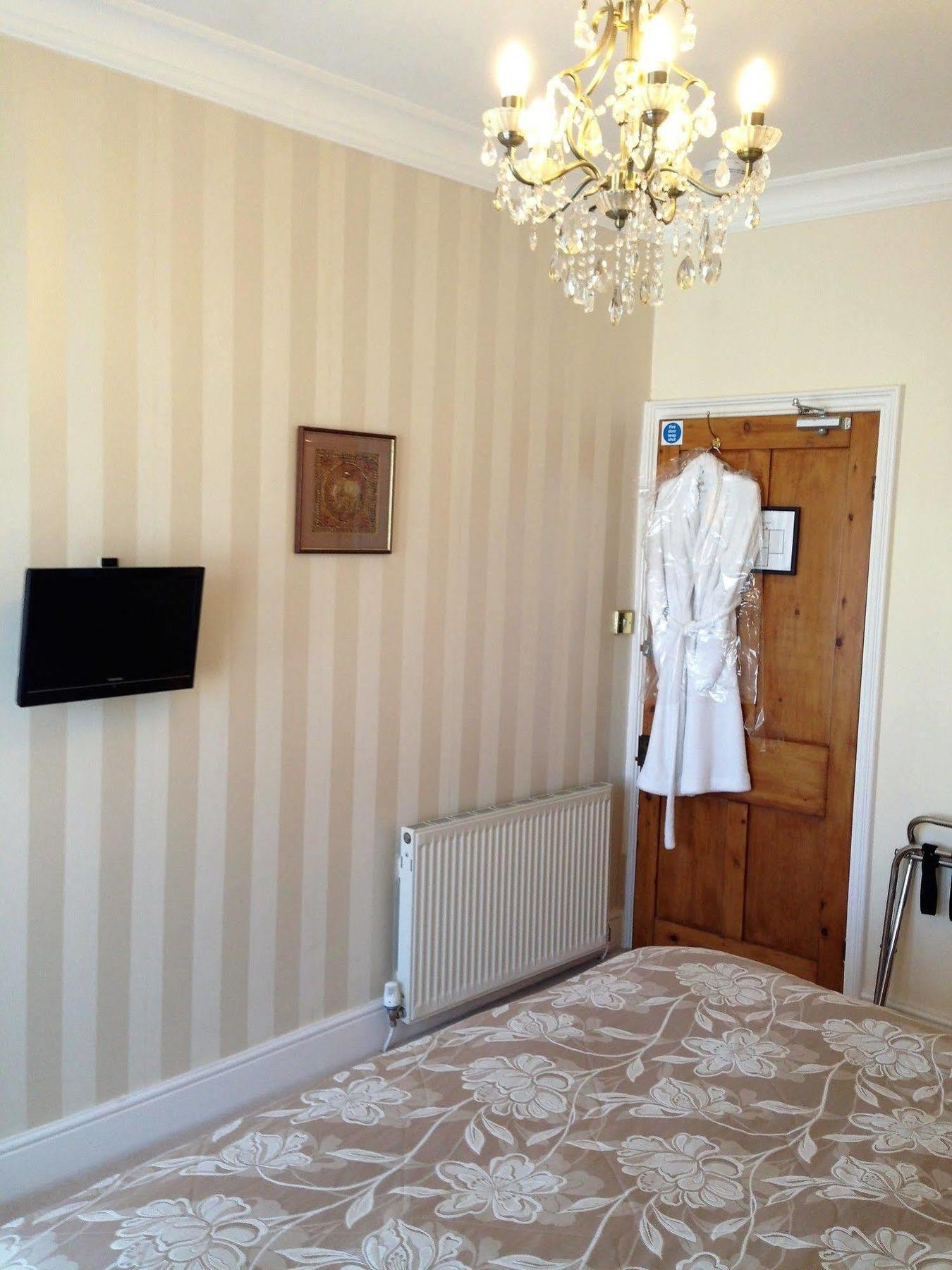 Harringtons At 14 Hotel Llandudno Ngoại thất bức ảnh